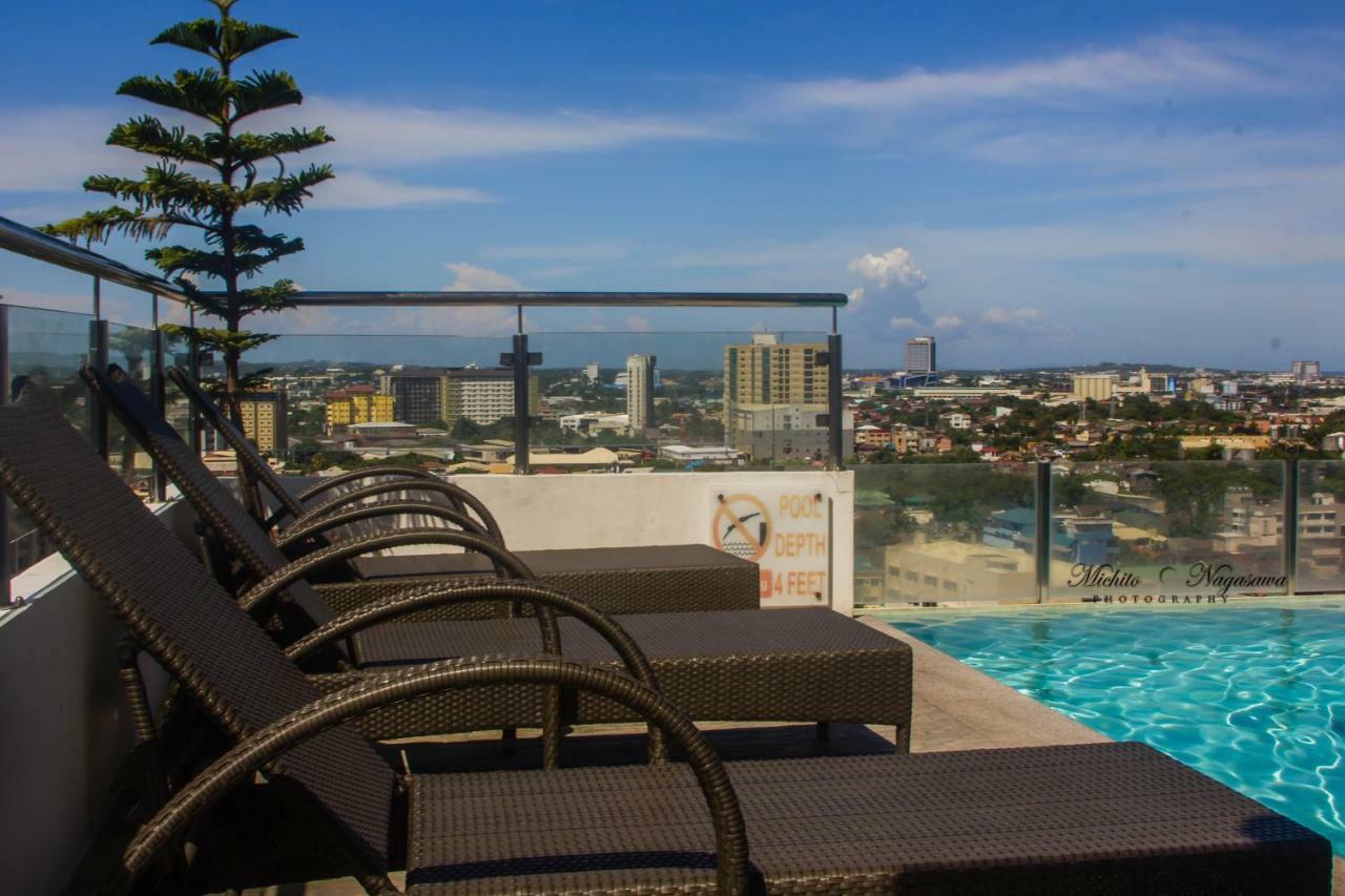 Mabolo Garden Flat A1 Rooftop Pool Near Ayala Mall Leilighet Cebu Eksteriør bilde