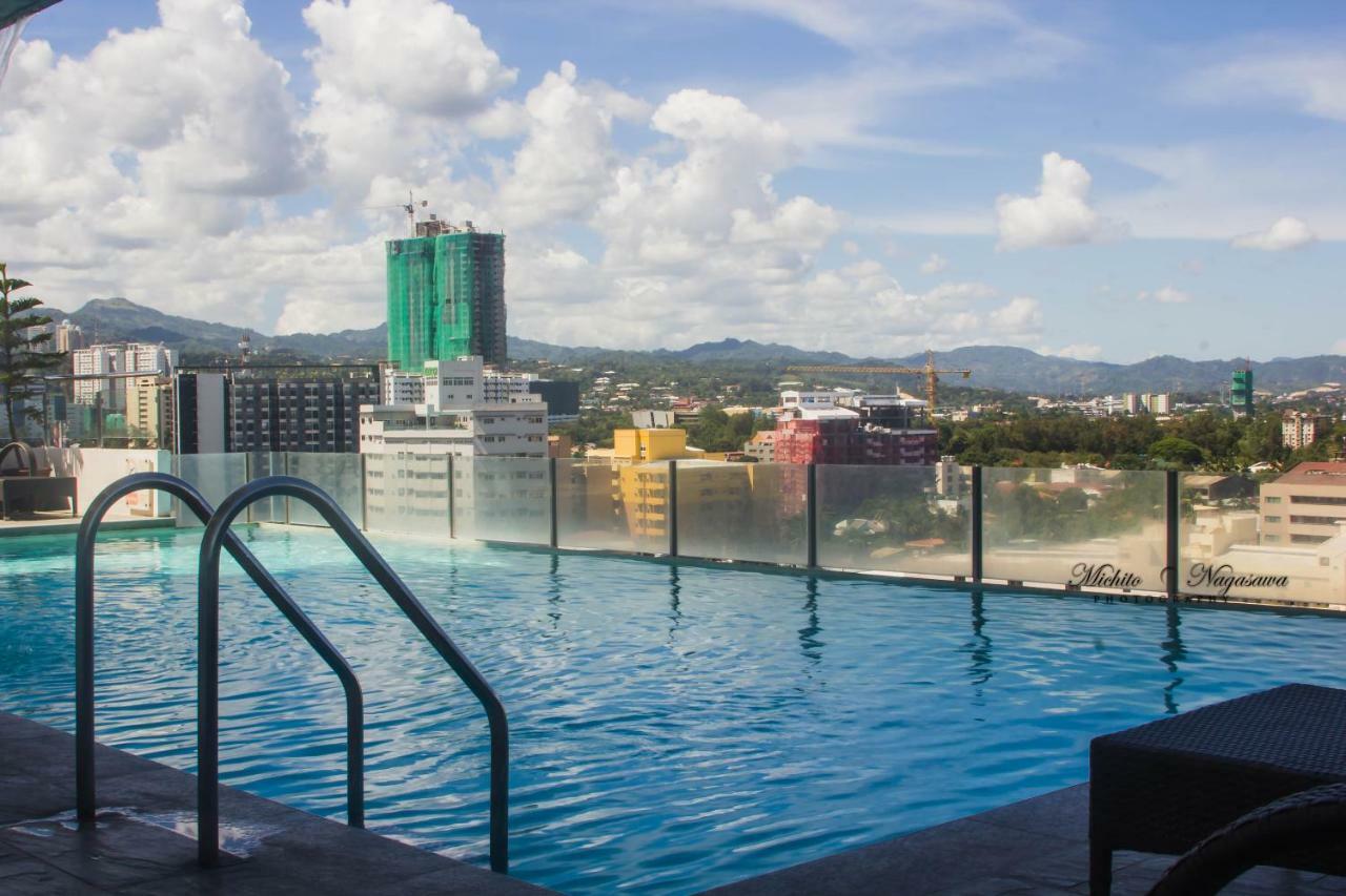 Mabolo Garden Flat A1 Rooftop Pool Near Ayala Mall Leilighet Cebu Eksteriør bilde